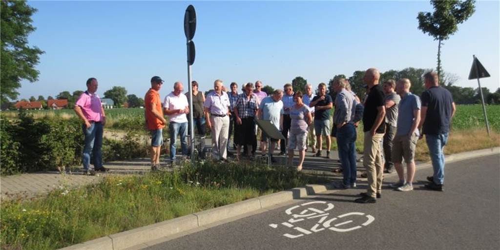 Bis in Südlohn neue Blühstreifen angelegt werden, zieht sich die Diskussion noch hin