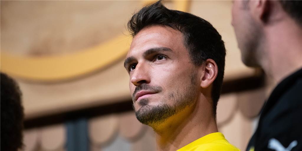 Mats Hummels spricht nach seiner Rückkehr erstmals öffentlich - ein Hoffnungsträger des BVB Mats Hummels spricht nach seiner Rückkehr erstmals öffentlich - ein Hoffnungsträger des BVB