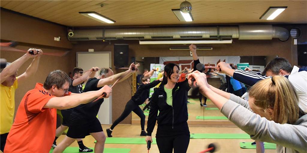 Betriebssport fördert Gesundheit der Mitarbeiter - und hebt die Stimmung im Unternehmen Betriebssport fördert Gesundheit der Mitarbeiter - und hebt die Stimmung im Unternehmen
