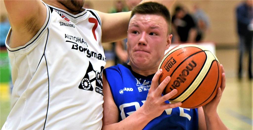 Sebastian Voigt setzt nach Hüft-Operation aus: „Da hat Knochen auf Knochen gerieben“ Sebastian Voigt setzt nach Hüft-Operation aus: „Da hat Knochen auf Knochen gerieben“