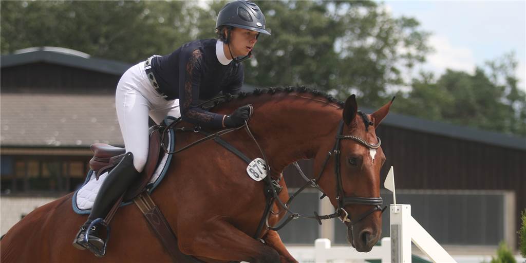 Larissa Limberg (25) reitet wieder für den RV Lützow - aus einem traurigen Grund Larissa Limberg (25) reitet wieder für den RV Lützow - aus einem traurigen Grund
