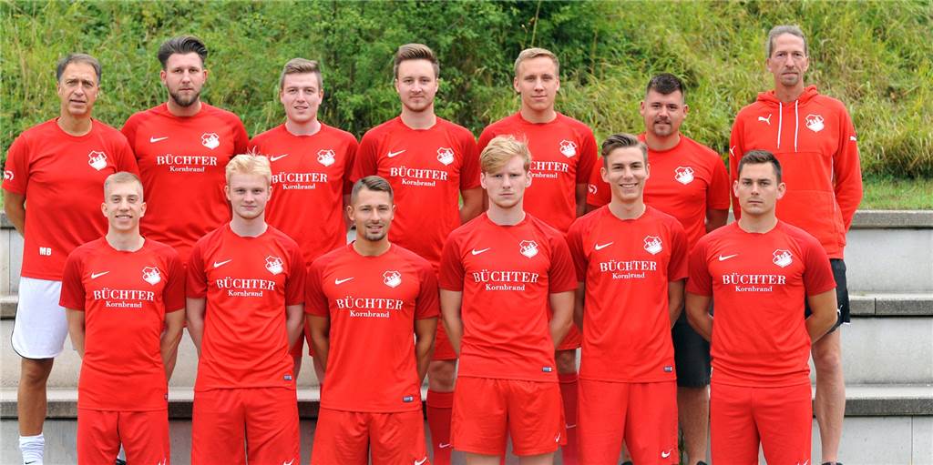Der Sportliche Leiter des SuS Merklinde übt sich in Gesichtserkennung Der Sportliche Leiter des SuS Merklinde übt sich in Gesichtserkennung