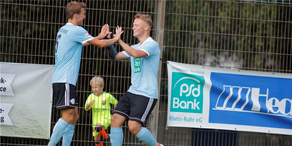 Ein Hattrick als Bewerbungsschreiben: Jonas Telschow empfiehlt sich beim ASC 09 für Höheres Ein Hattrick als Bewerbungsschreiben: Jonas Telschow empfiehlt sich beim ASC 09 für Höheres