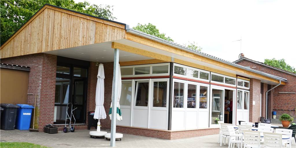 Altes FC-Klubheim in Oeding erstrahlt im neuen Glanz Altes FC-Klubheim in Oeding erstrahlt im neuen Glanz
