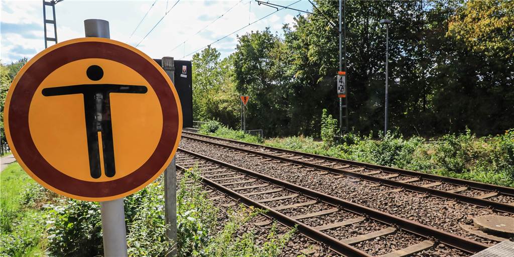Leiche an der S-Bahn: Das unternimmt die Polizei jetzt Leiche an der S-Bahn: Das unternimmt die Polizei jetzt
