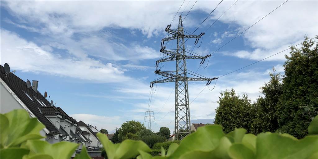 Ab unter die Erde: So weit ist die Verlegung der Stromtrasse in Dortmunds Süden Ab unter die Erde: So weit ist die Verlegung der Stromtrasse in Dortmunds Süden