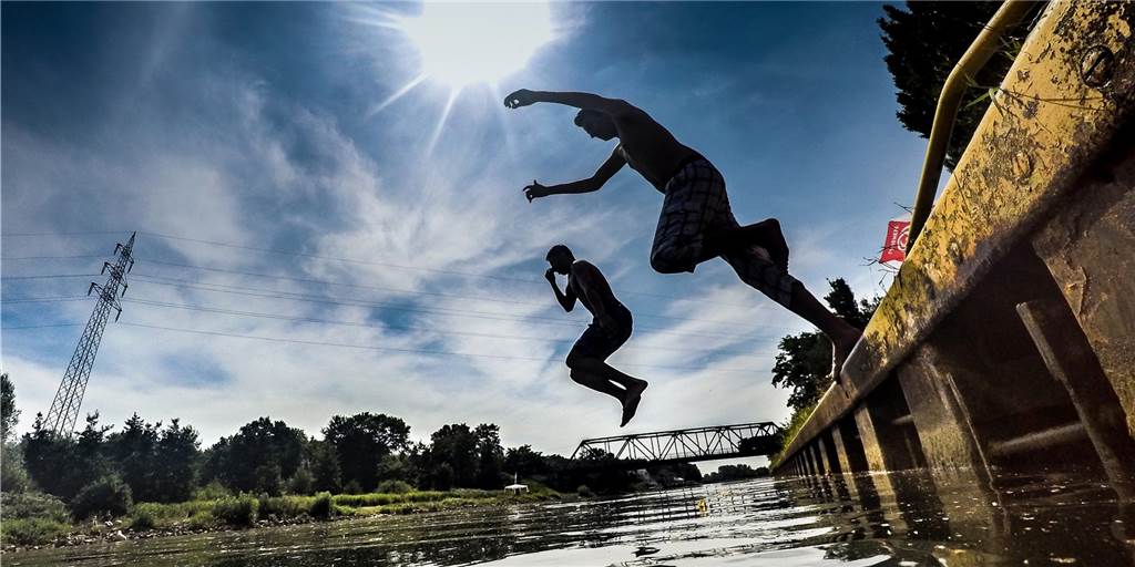 Sex im Freien, Wildpinkeln, in den Kanal springen: Wie teuer sind kleine Sünden in Dortmund? Sex im Freien, Wildpinkeln, in den Kanal springen: Wie teuer sind kleine Sünden in Dortmund?