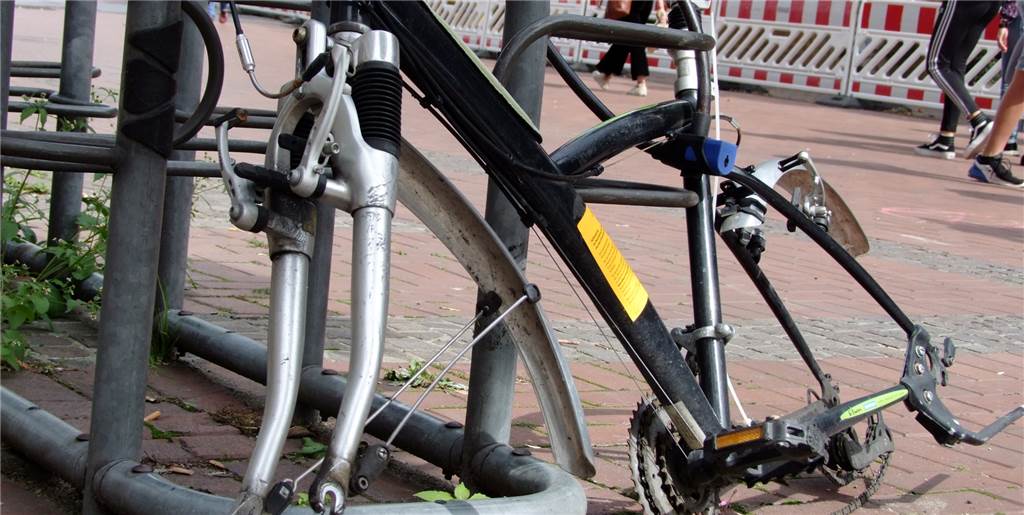 Warum vermooste Fahrradleichen so lange herumstehen können Warum vermooste Fahrradleichen so lange herumstehen können