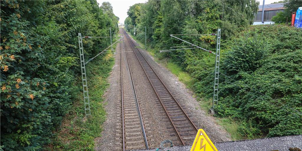 Verweste Leiche an S-Bahn-Gleisen: Identität des Toten ist geklärt Verweste Leiche an S-Bahn-Gleisen: Identität des Toten ist geklärt