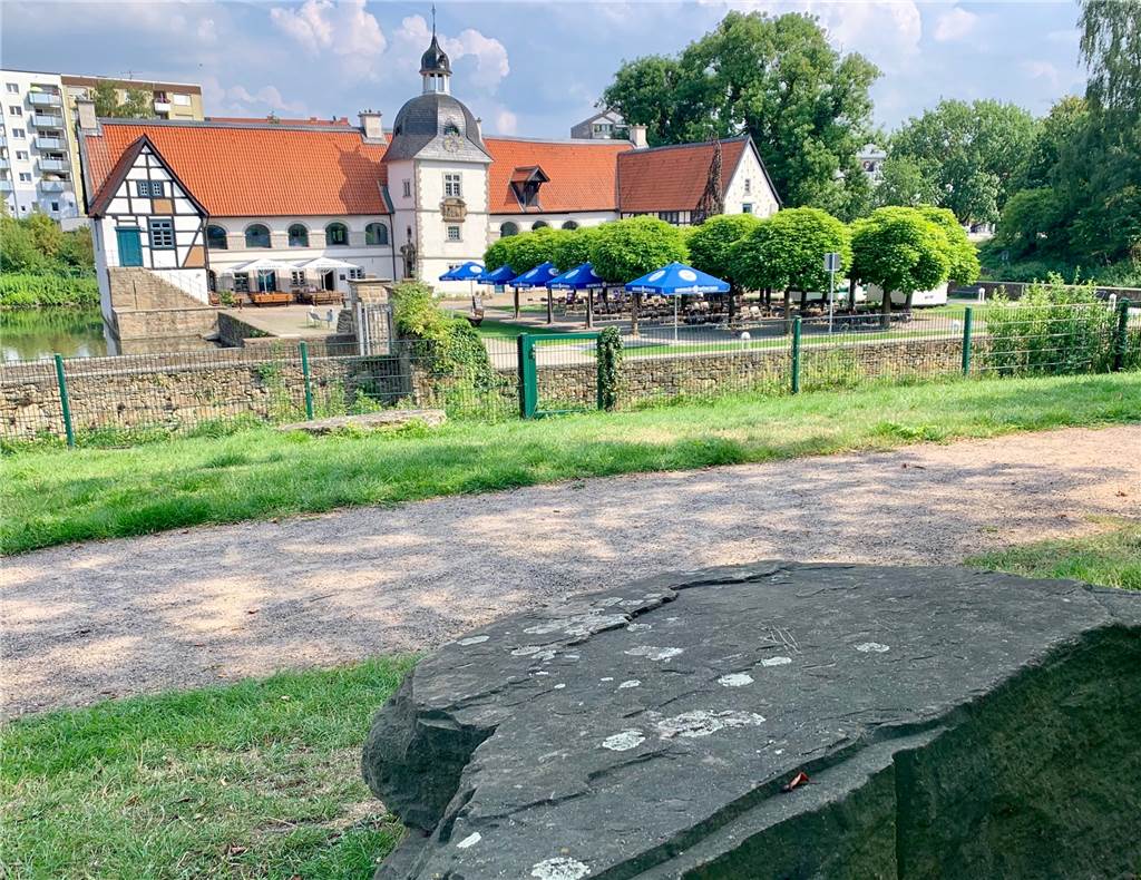 Diese Strafen drohen den Böller-Werfern aus dem Rodenbergpark im Dortmunder Süden Diese Strafen drohen den Böller-Werfern aus dem Rodenbergpark im Dortmunder Süden