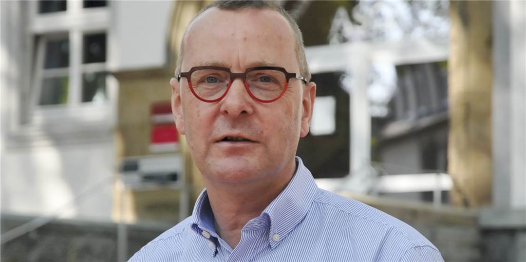 „Es ist eure Sache. Also macht es“: Neuer ASG-Schulleiter zu Digitalisierung, G9 und FFF „Es ist eure Sache. Also macht es“: Neuer ASG-Schulleiter zu Digitalisierung, G9 und FFF