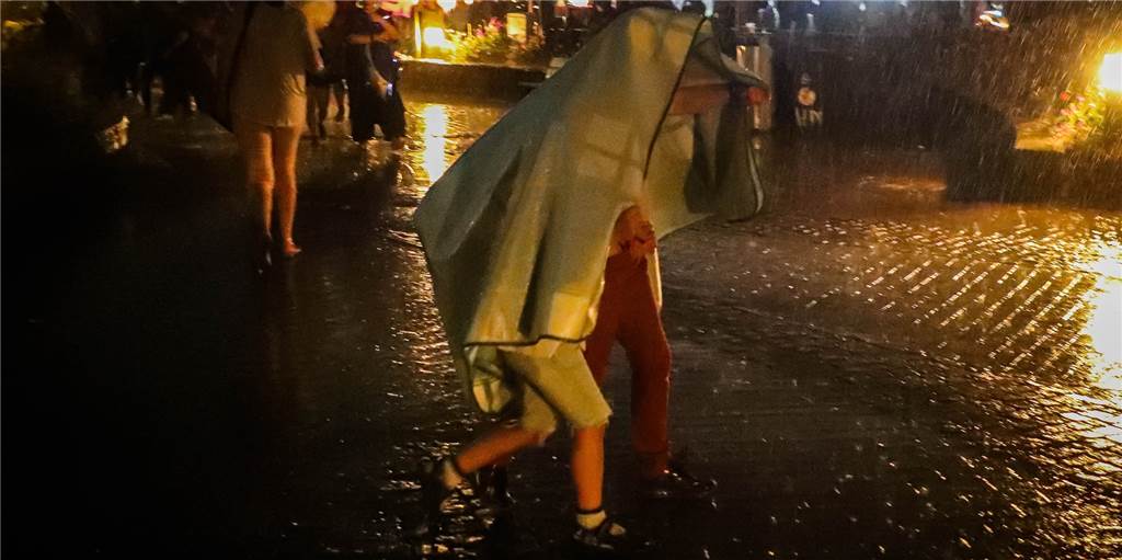 Das Hü und Hott zum Lichterfest-Debakel ist unerträglich Das Hü und Hott zum Lichterfest-Debakel ist unerträglich