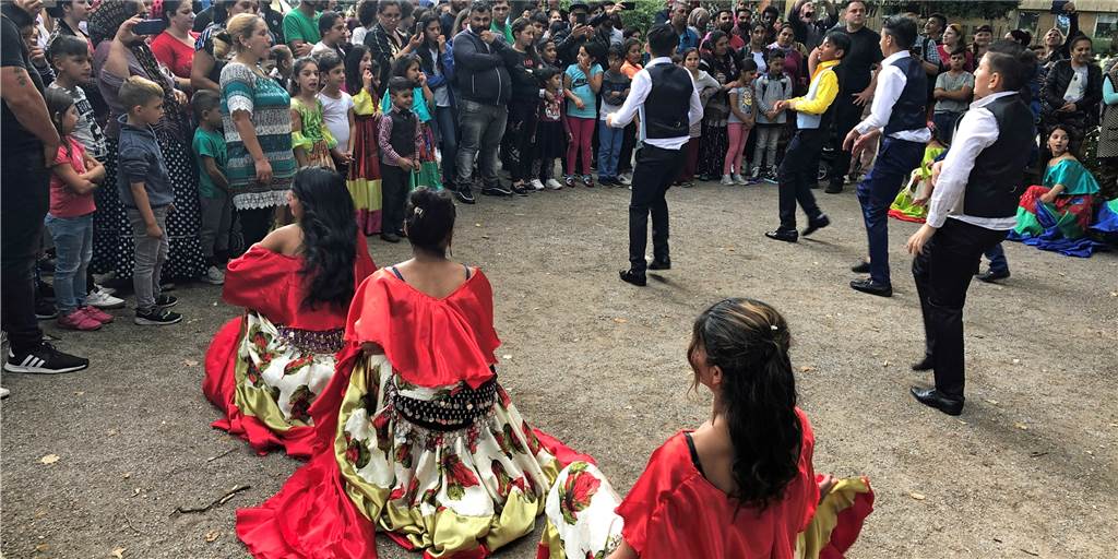 So ist das Roma-Kulturfestival „Djelem Djelem“ gestartet So ist das Roma-Kulturfestival „Djelem Djelem“ gestartet