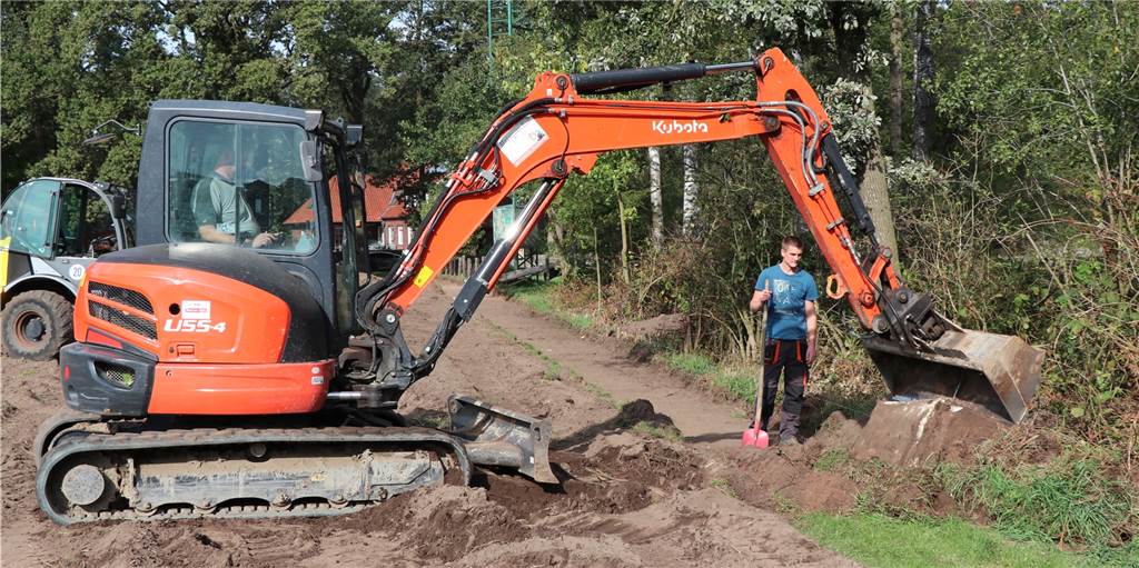 Schützen bauen Radweg, um Lücke an der K 33 zu schließen Schützen bauen Radweg, um Lücke an der K 33 zu schließen