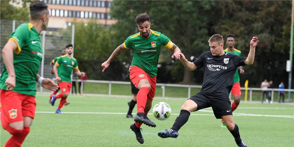 Der Tag der Trainerwechsel: Jetzt tauscht auch schon der FC Roj seinen Coach aus Der Tag der Trainerwechsel: Jetzt tauscht auch schon der FC Roj seinen Coach aus
