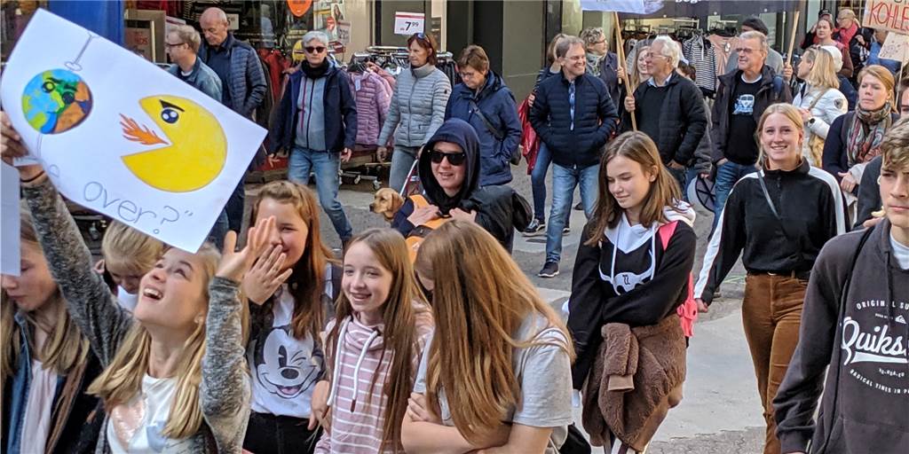 400 Dorstener gingen für das Klima auf die Straße (mit Video) 400 Dorstener gingen für das Klima auf die Straße (mit Video)