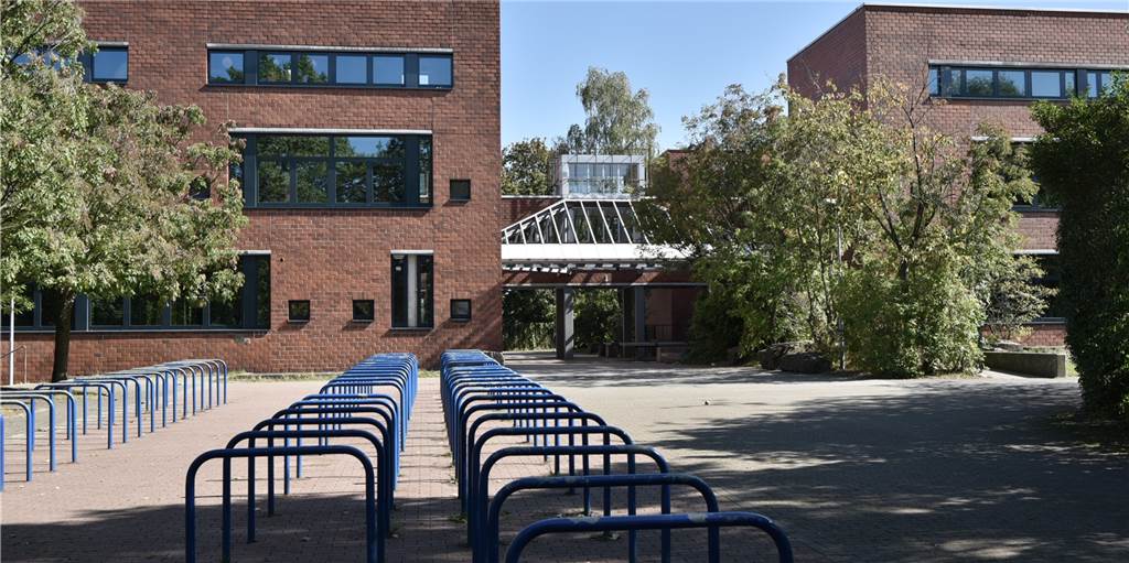 Willy-Brandt-Gesamtschule schlägt Alarm: Acht Lehrer-Stellen sind unbesetzt Willy-Brandt-Gesamtschule schlägt Alarm: Acht Lehrer-Stellen sind unbesetzt