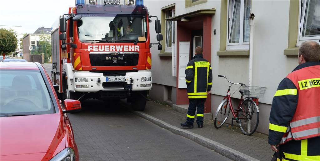 Feuerwehr: Wenn Menschenleben gefährdet sind, zählen Macken am Auto nicht Feuerwehr: Wenn Menschenleben gefährdet sind, zählen Macken am Auto nicht