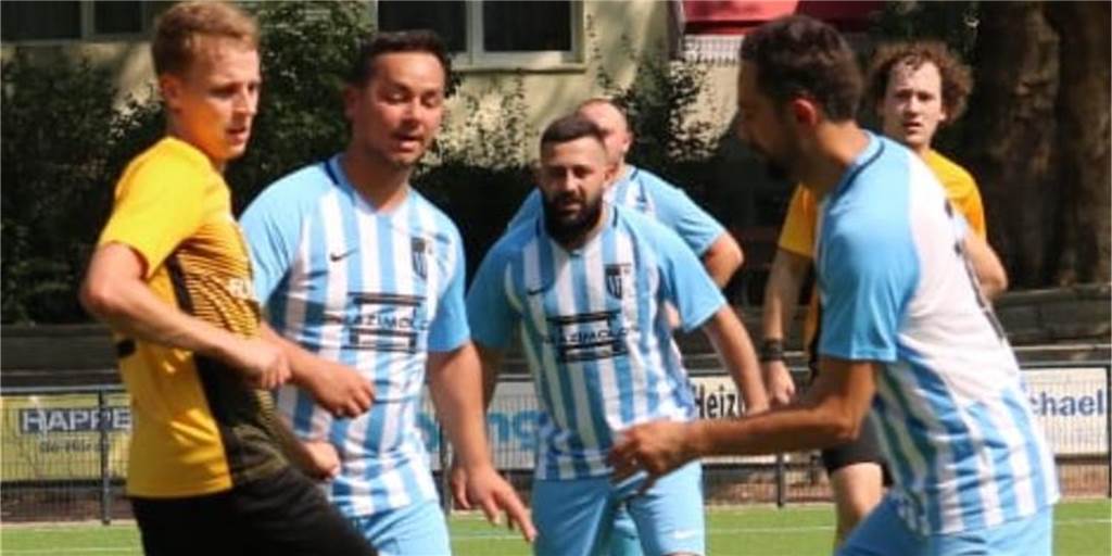 23 Treffer in fünf Spielen: Bei den South Soccers spielt Dortmunds torgefährlichster Stürmer 23 Treffer in fünf Spielen: Bei den South Soccers spielt Dortmunds torgefährlichster Stürmer