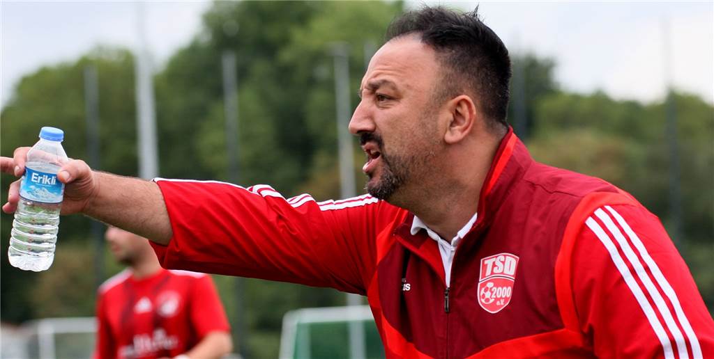 Nach 21 Tagen: Bülent Kara schmeißt beim Lüner SV hin: „Ich kann dem LSV nicht helfen“ Nach 21 Tagen: Bülent Kara schmeißt beim Lüner SV hin: „Ich kann dem LSV nicht helfen“