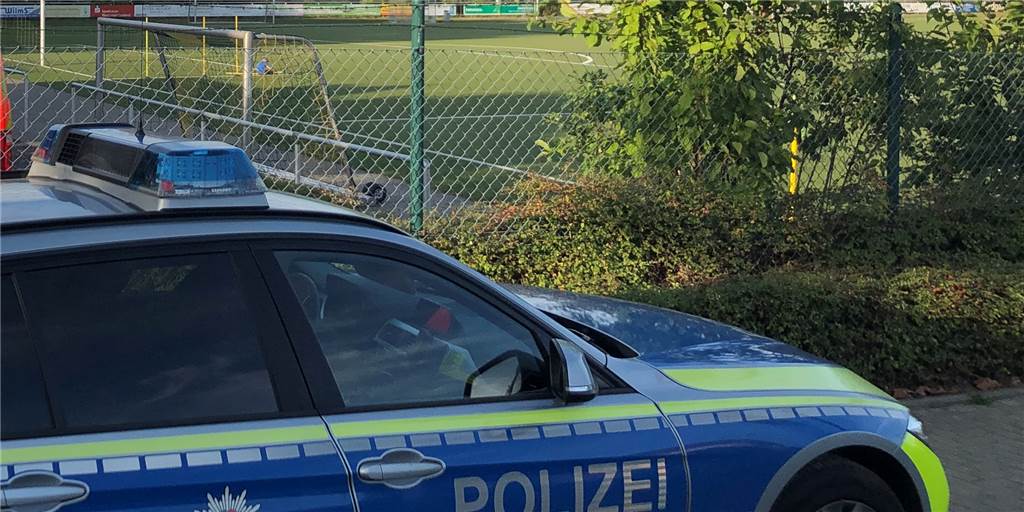 „Namen nennen!“ - Klubs erhöhen am Runden Tisch den Druck auf Herta nach Massenschlägerei „Namen nennen!“ - Klubs erhöhen am Runden Tisch den Druck auf Herta nach Massenschlägerei