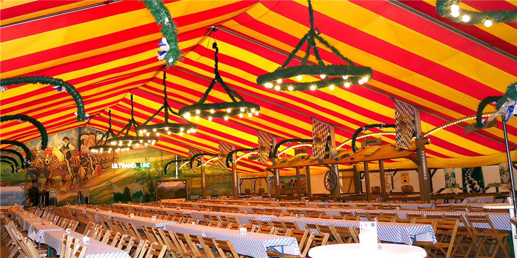 Simjü 2019: Infos zu den Bierpreisen, Bands, Glasverbot und dem neuen Festzelt Simjü 2019: Infos zu den Bierpreisen, Bands, Glasverbot und dem neuen Festzelt