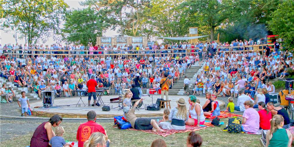 Warum sich die Dorstener einen „Riesen-Schirm“ für das Amphitheater im Bürgerpark wünschen Warum sich die Dorstener einen „Riesen-Schirm“ für das Amphitheater im Bürgerpark wünschen