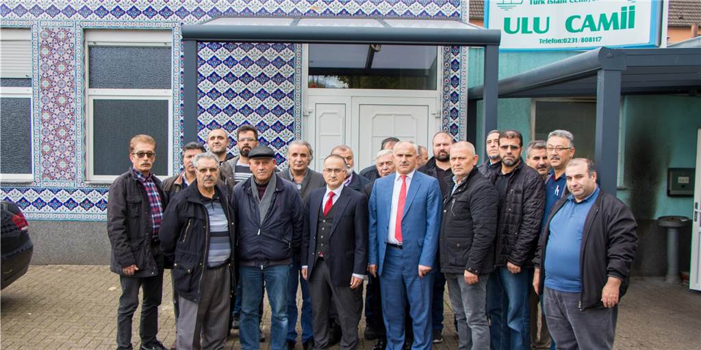 Nach Molotow-Cocktails auf Evinger Moschee: Gemeinde hat Angst vor neuem Anschlag Nach Molotow-Cocktails auf Evinger Moschee: Gemeinde hat Angst vor neuem Anschlag