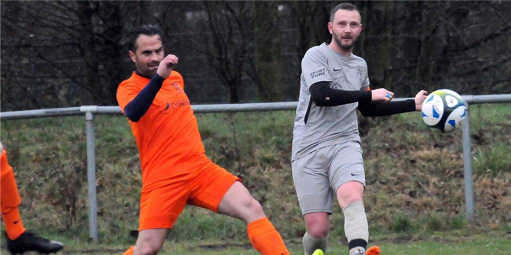 Verletzter Spieler lässt Goalgetter Doping naschen Verletzter Spieler lässt Goalgetter Doping naschen