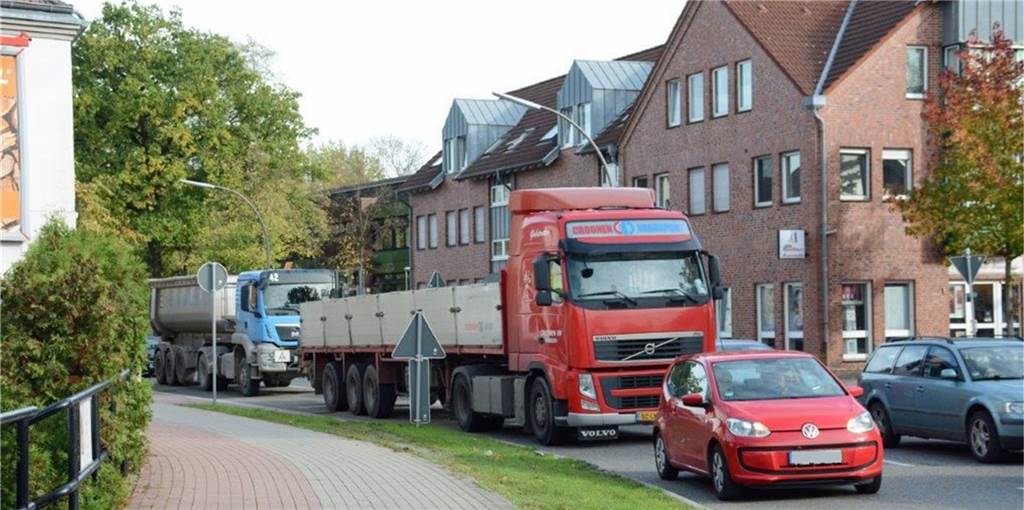 Dieses Industriegebiet hieße für Anwohner: Mehr Lkw und Lärm im „kritischen Bereich“ Dieses Industriegebiet hieße für Anwohner: Mehr Lkw und Lärm im „kritischen Bereich“