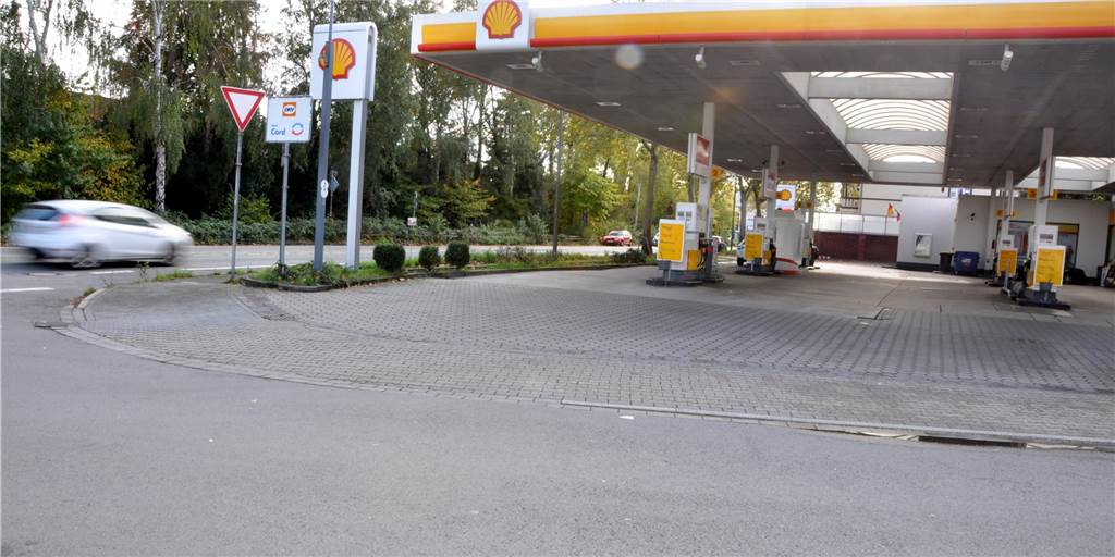 „Überfälle werden als Berufsrisiko angesehen“: Ehemalige Shell-Mitarbeiterin packt aus „Überfälle werden als Berufsrisiko angesehen“: Ehemalige Shell-Mitarbeiterin packt aus