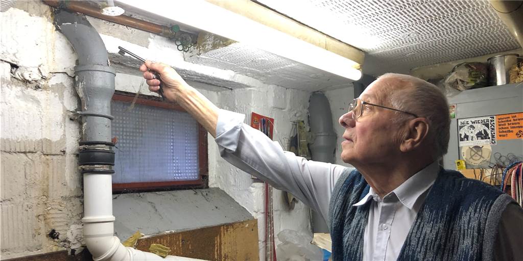 In diesem Vonovia-Haus in Dortmund fließt Wasser in den Keller: Mieter sind wütend In diesem Vonovia-Haus in Dortmund fließt Wasser in den Keller: Mieter sind wütend
