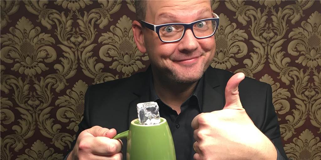 Zauberer Matthias Rauch erklärt Schritt für Schritt zwei „kinderleichte“ Tricks Zauberer Matthias Rauch erklärt Schritt für Schritt zwei „kinderleichte“ Tricks