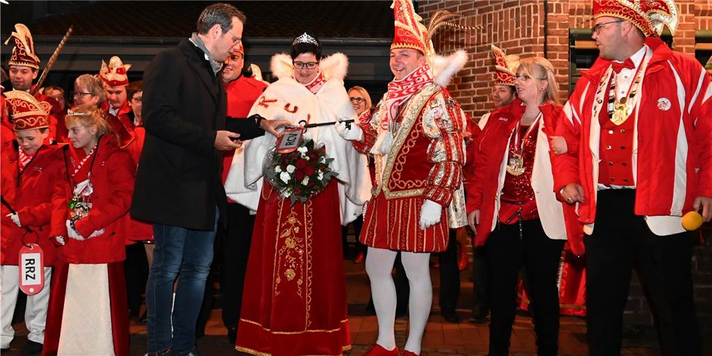 So haben die Raesfelder Karnevalisten ihren Bürgermeister entmachtet So haben die Raesfelder Karnevalisten ihren Bürgermeister entmachtet