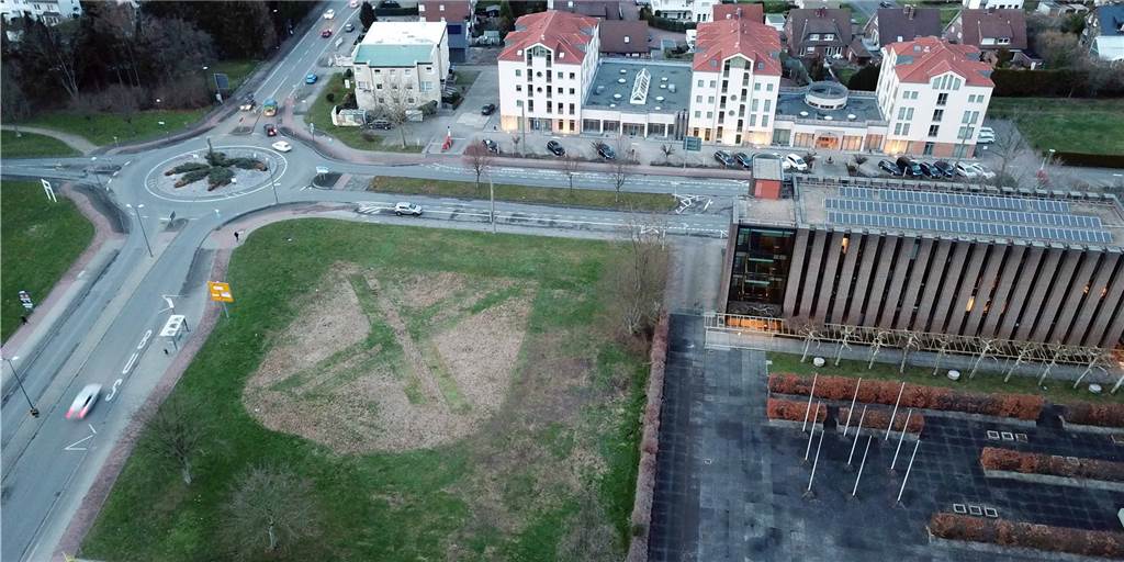 Wer ins Rathaus geht, darf keine Waffe tragen: Stadt Castrop-Rauxel stellt Hausordnung auf Wer ins Rathaus geht, darf keine Waffe tragen: Stadt Castrop-Rauxel stellt Hausordnung auf