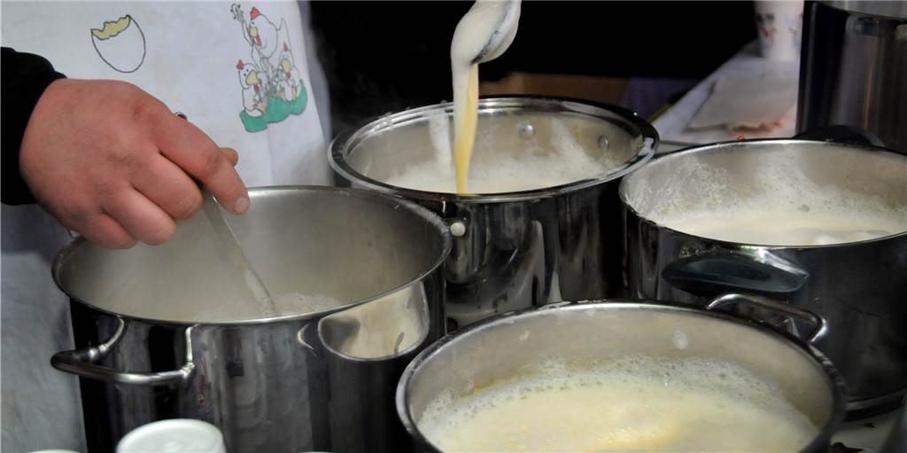 Weihnachtsmarkt der Bürger startet Samstag: Wer macht den Eierpunsch? Weihnachtsmarkt der Bürger startet Samstag: Wer macht den Eierpunsch?