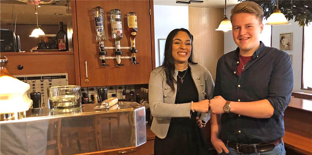 "Wir sind ein Dream-Team", sagten Farah Weddeling und Thomas Terschluse. Die beiden 20-Jährigen führen ab dem 1. Januar den Kneipenbetrieb im Kettelerhaus an der Grabenstraße in Stadtlohn.