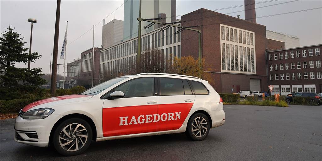 Fahrzeuge von Hagedorn vor dem Steag-Kraftwerk: Ist der Kaufvertrag schon unterzeichnet? Fahrzeuge von Hagedorn vor dem Steag-Kraftwerk: Ist der Kaufvertrag schon unterzeichnet?