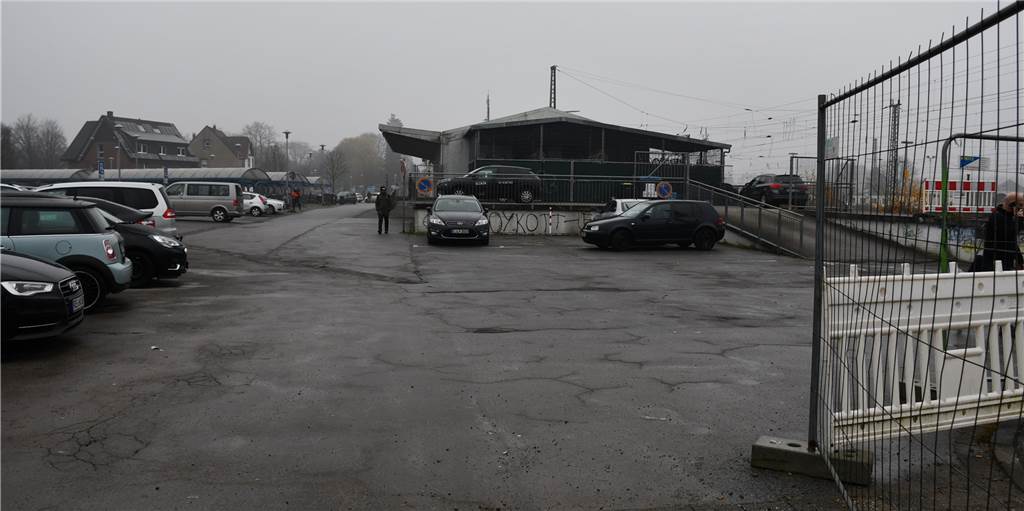 Diskussion um Streupflicht vor der Behelfsbrücke am Bahnhof: Jugendwerkstatt wehrt sich Diskussion um Streupflicht vor der Behelfsbrücke am Bahnhof: Jugendwerkstatt wehrt sich