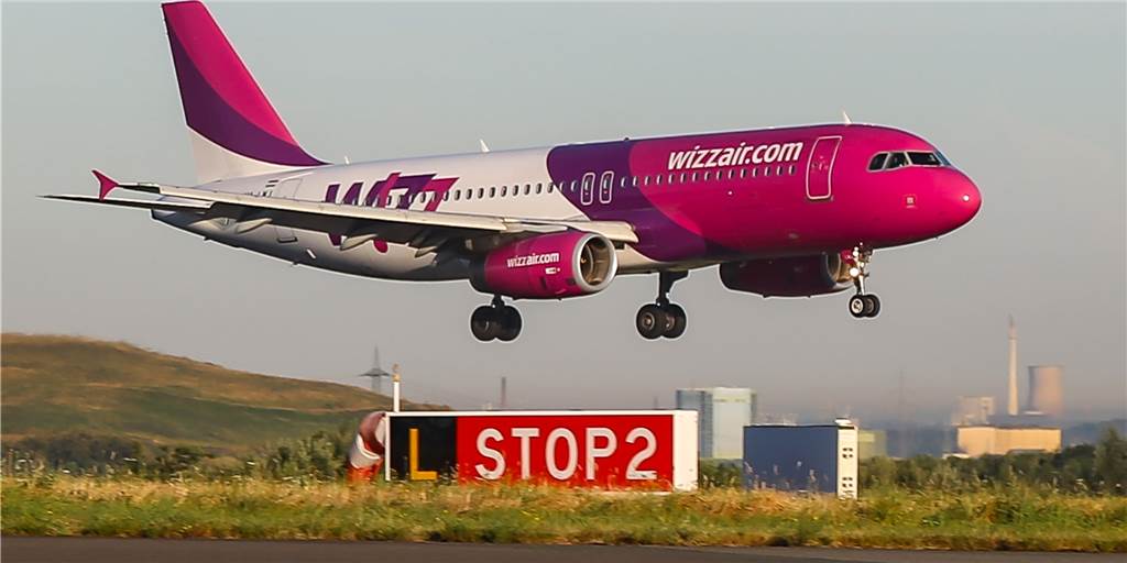 Schwarze Zahlen rücken näher: Dortmunder Flughafen wird dicken Kosten-Block unerwartet los Schwarze Zahlen rücken näher: Dortmunder Flughafen wird dicken Kosten-Block unerwartet los
