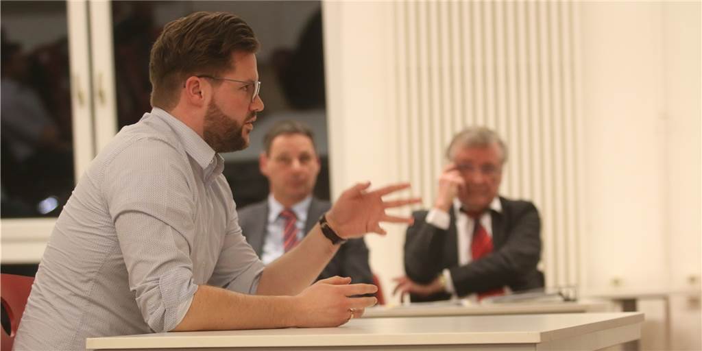 Alexander Höring beschützte andere vor Tritten auf den Kopf - und wurde selbst geschlagen Alexander Höring beschützte andere vor Tritten auf den Kopf - und wurde selbst geschlagen