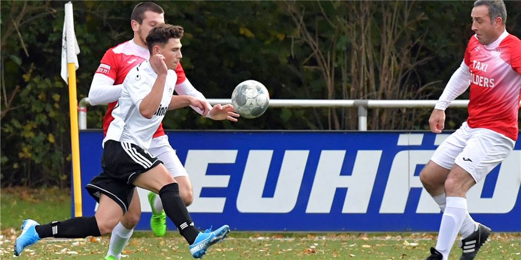 SV Preußens Luca Frenzel steht vor seiner Hallenpremiere im Seniorenfußball SV Preußens Luca Frenzel steht vor seiner Hallenpremiere im Seniorenfußball