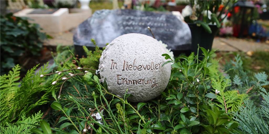 „Erinnerungen kommen immer wieder hoch“: Wie geht man an Weihnachten mit Trauer um? „Erinnerungen kommen immer wieder hoch“: Wie geht man an Weihnachten mit Trauer um?