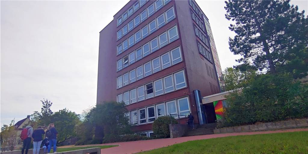 Suche nach Klassenräumen während der Millionen-Sanierung am Berufskolleg Dorsten erfolglos Suche nach Klassenräumen während der Millionen-Sanierung am Berufskolleg Dorsten erfolglos