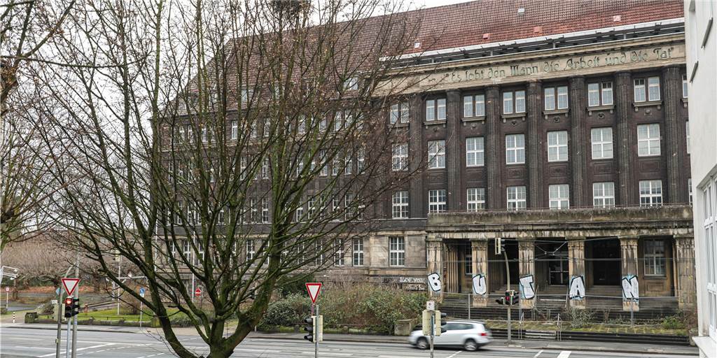 Alte Hoesch-Zentrale überraschend wieder verkauft - Neuer Investor hat schon Pläne Alte Hoesch-Zentrale überraschend wieder verkauft - Neuer Investor hat schon Pläne