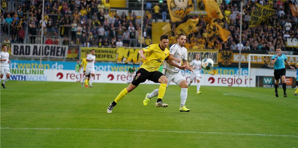 TuS-Stürmer Stefan Oerterer: „Zeit des Ankommens in der Regionalliga ist vorbei.“ TuS-Stürmer Stefan Oerterer: „Zeit des Ankommens in der Regionalliga ist vorbei.“