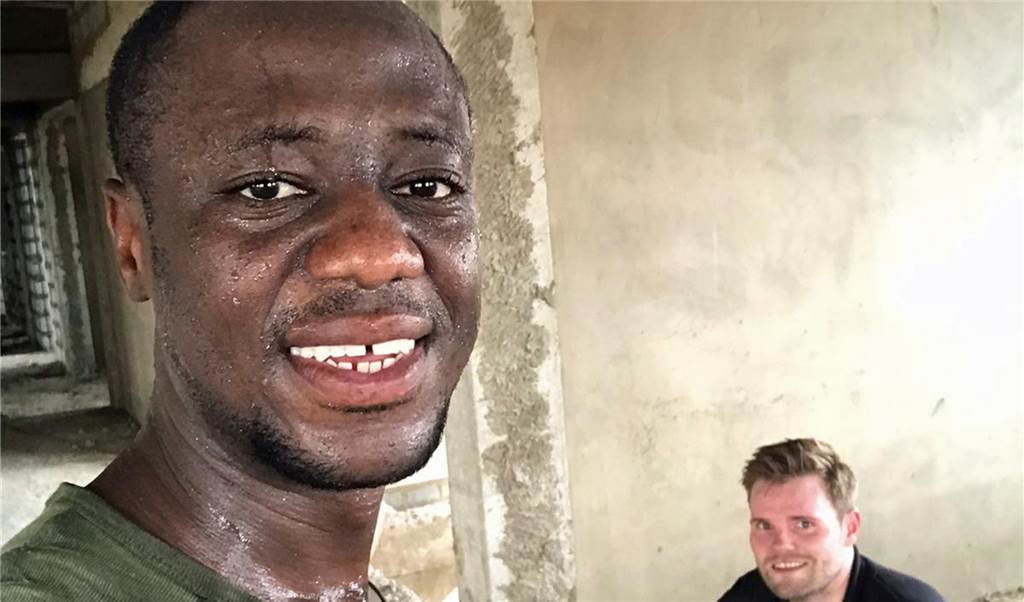 Arzt aus Dortmund freut sich über große Spende aus Unna für sein Krankenhaus in Ghana Arzt aus Dortmund freut sich über große Spende aus Unna für sein Krankenhaus in Ghana