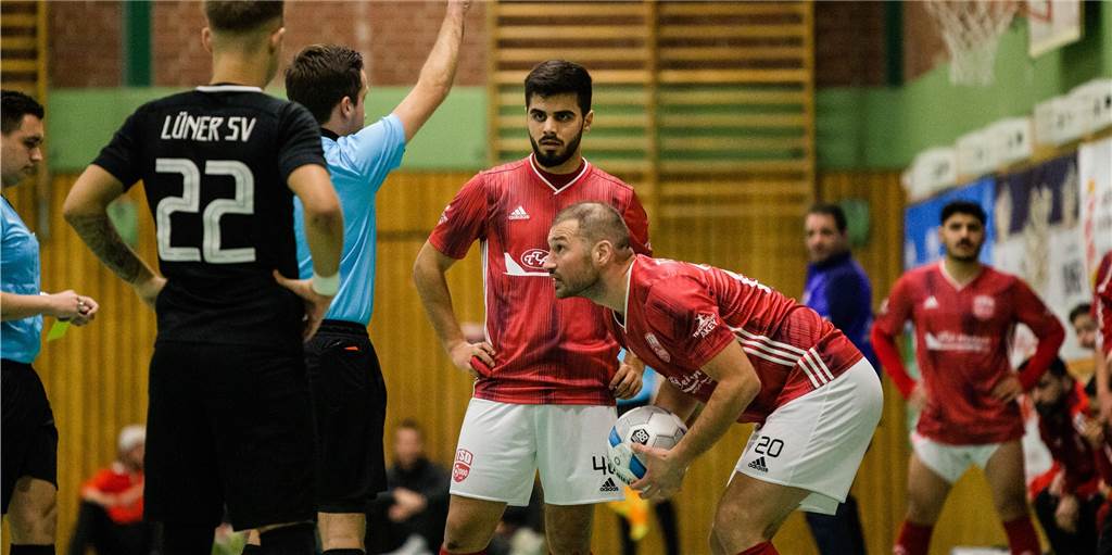 Alle hitzigen Szenen im Video: So lief das Entscheidungsspiel zwischen Türkspor und dem Lüner SV Alle hitzigen Szenen im Video: So lief das Entscheidungsspiel zwischen Türkspor und dem Lüner SV