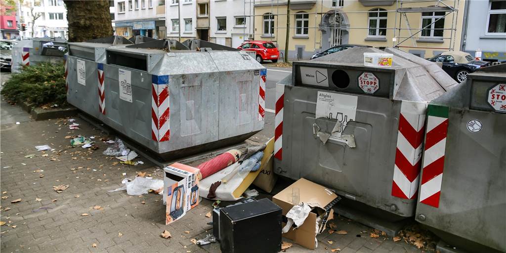 App „Dreckpetze“: Dortmunder melden fast 6000 Schmuddelecken in ihrer Stadt App „Dreckpetze“: Dortmunder melden fast 6000 Schmuddelecken in ihrer Stadt