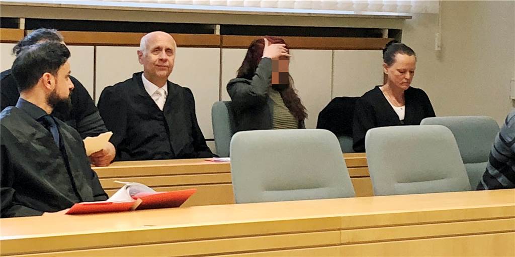 Trio aus Dorsten legte Senioren herein: „Ich wollte eigentlich Altenpflegerin werden“ Falsche Polizisten aus Dorsten